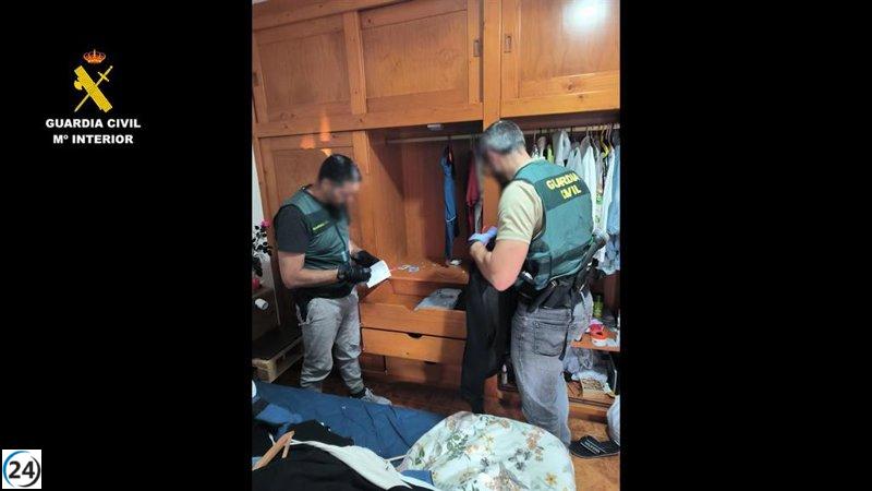 Operativo policial desmantela punto de venta de drogas en Firgas, Gran Canaria.