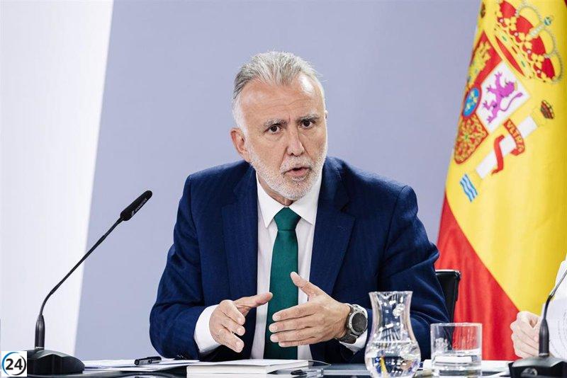 Alcalde de Santa Cruz critica presencia de vestigios franquistas.