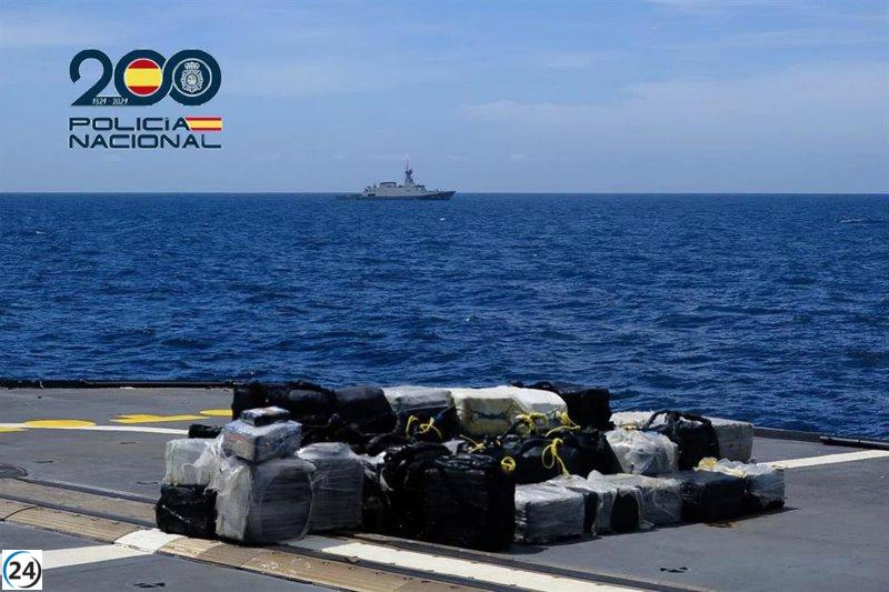 Barco con 2,7 toneladas de cocaína de Venezuela interceptado cerca de Canarias.