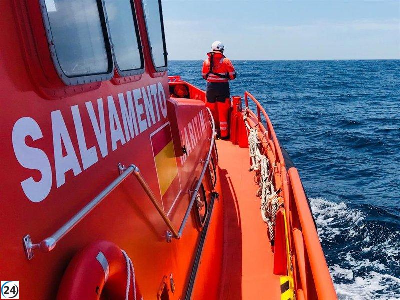 Dos cayucos llegan con 186 migrantes a La Gomera y Gran Canaria en las últimas horas.