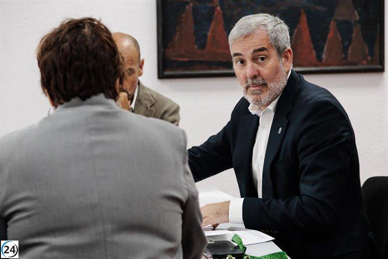 Robles propone dos nuevos lugares para menores migrantes según Clavijo.