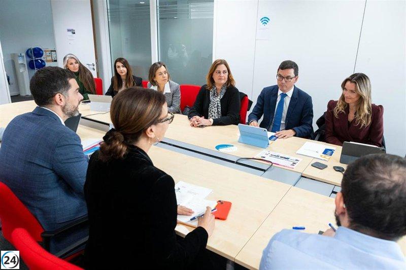 Canarias expresa a la CE su inquietud por la normativa de emisiones y su impacto en las navieras.