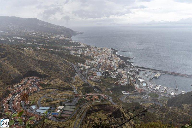 Cielos despejados y calima leve marcan el inicio de semana en Canarias.