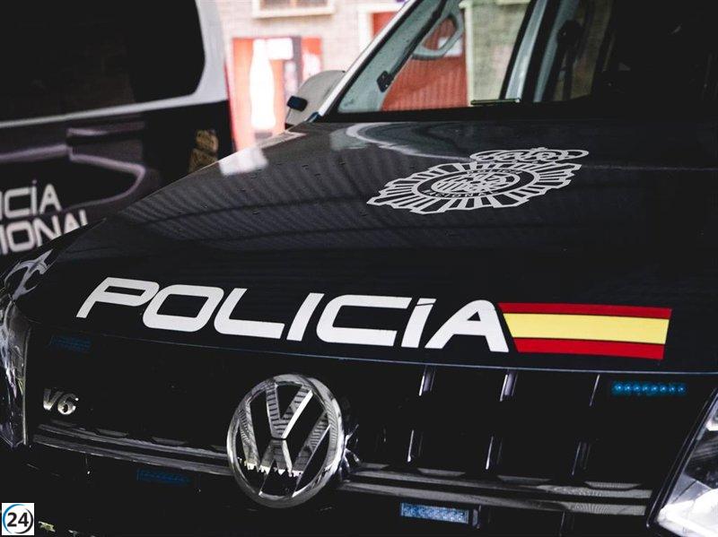 Arrestan al gerente de una lavandería en Fuerteventura por empleo de inmigrantes ilegales.