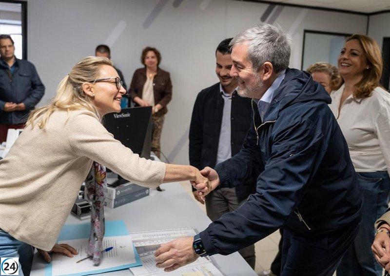 Fernando Clavijo se postula para continuar como líder de Coalición Canaria.