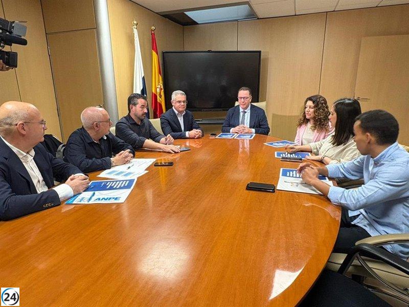 Gobierno de Canarias acuerda con sindicatos una nueva reducción en las ratios escolares.