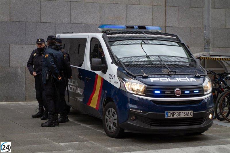 Desarticulada una organización que forzaba a 11 mujeres a ejercer la prostitución en Santa Cruz y La Laguna.