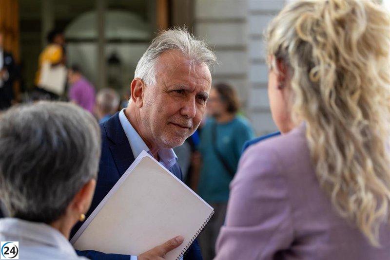 Torres anuncia que en una semana se revelarán las ubicaciones para los menores refugiados en Canarias.