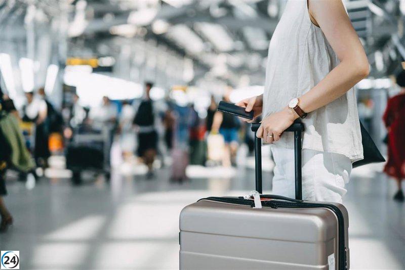 Aumento en julio: los aeropuertos canarios superan los 4,6 millones de viajeros, un 6,3% más.