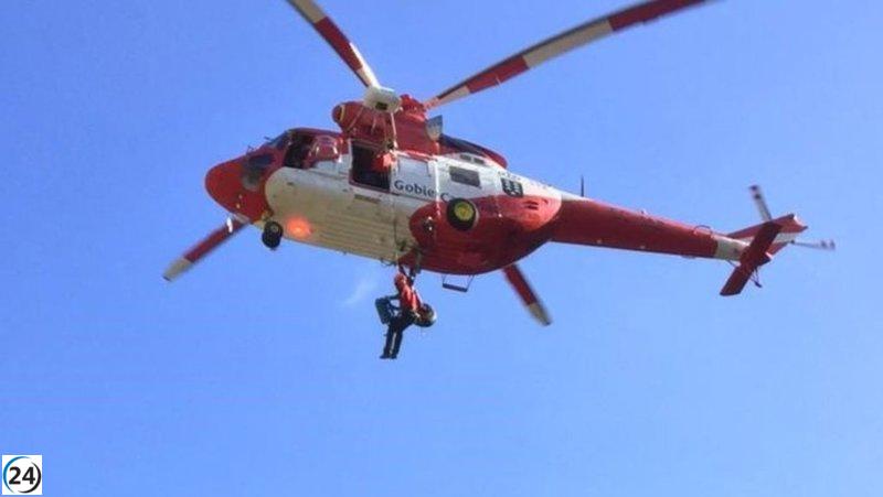 Rescatado en helicóptero tras accidente en zona remota de Gáldar, Gran Canaria.