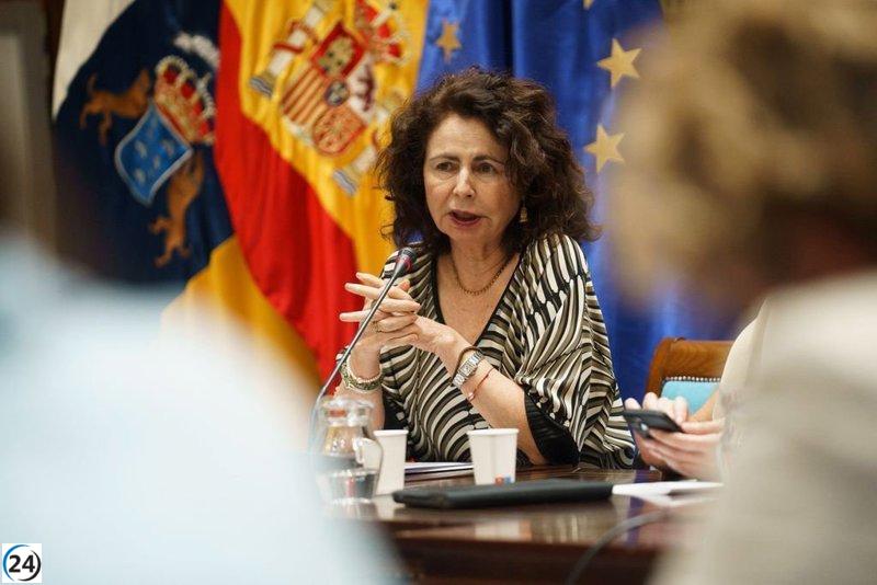 Asián denuncia que el gobierno canario elabora presupuestos a ciegas y acusa al Estado de despojarlo de 226 millones.