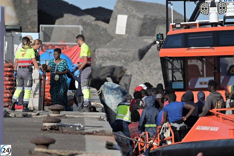 Canarias demanda al Gobierno un plan urgente para acelerar el tratamiento de menores migrantes.