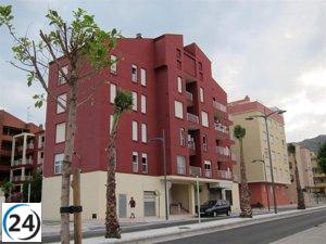 Aumento del 13,2% en hipotecas en Canarias en agosto, aunque con una desaceleración mensual.