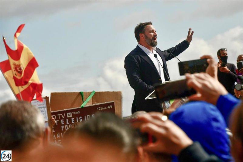 Abascal critica a Clavijo por la inseguridad en Canarias atribuida a la inmigración.