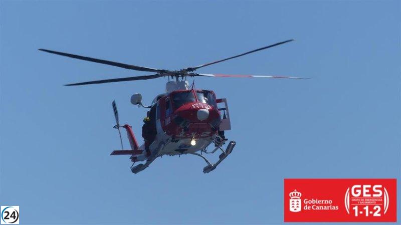 Rescatan a tres personas, incluidos un niño, de las aguas de Gran Canaria en operación aérea.