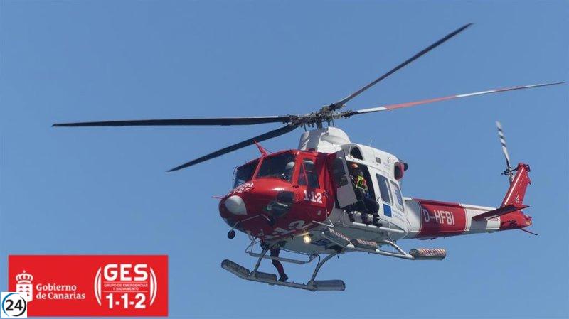 Helicóptero del GES salva a senderista tras caída en Puntagorda, La Palma.