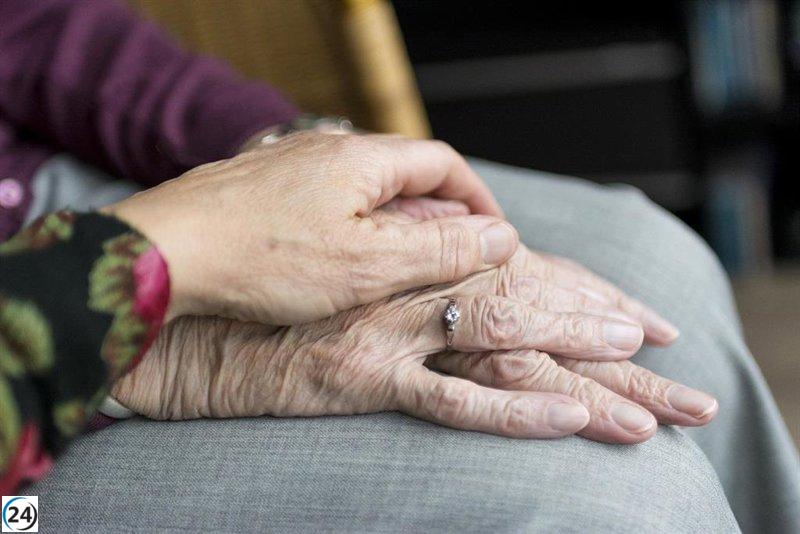 Canarias enfrenta una crisis de dependencia: 2.033 fallecidos en lista de espera debido a la inacción del Gobierno regional.