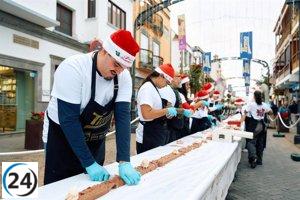 Moya (Gran Canaria) crea un turrón de chocolate de 200 metros para apoyar a pacientes de Alzhéimer.