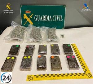 Incautan un kilo de hachís y casi 360 gramos de marihuana a un delincuente en el Aeropuerto de Fuerteventura