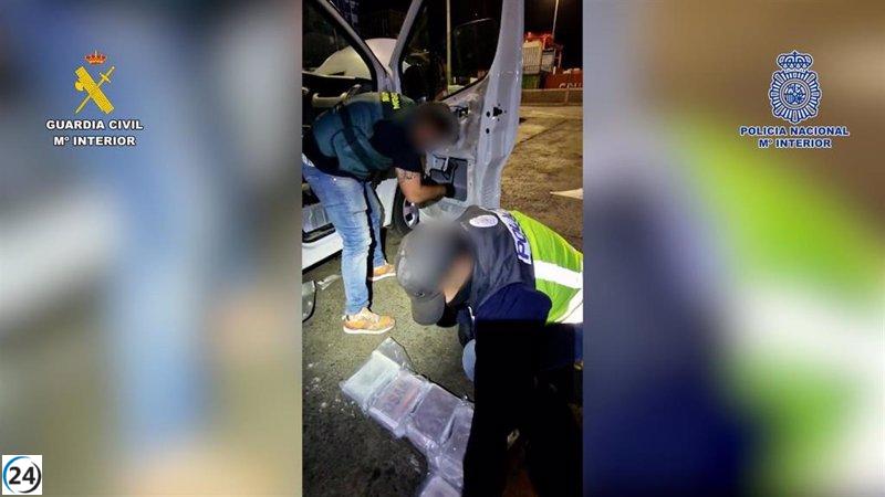 Desarticulan dos redes de tráfico de drogas y detienen a 12 personas entre la península y Canarias.