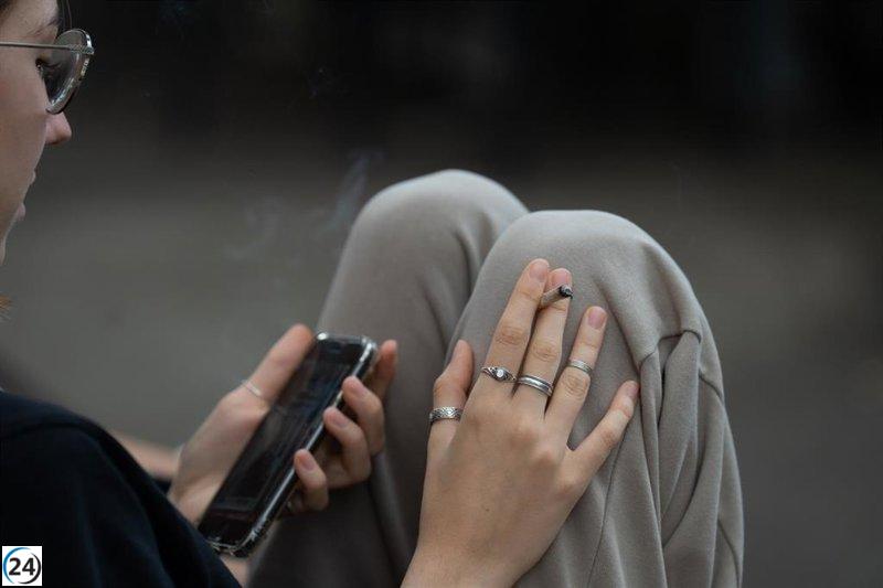 Psiquiatría mejoraría éxito de fumadores severos en dejar tabaco, según expertos.
