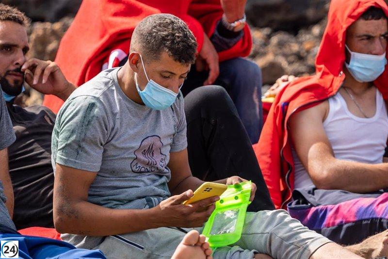 Patera con 25 migrantes llega a la costa de Haría (Lanzarote)