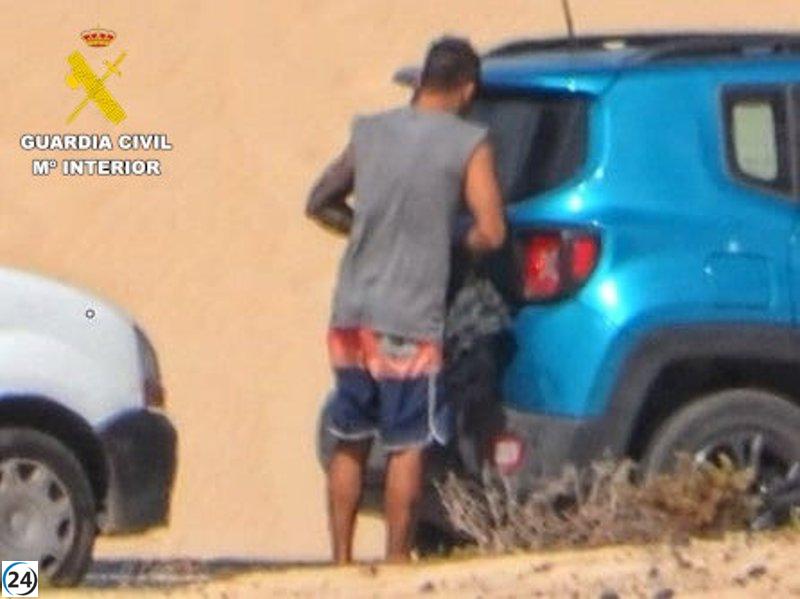 Arresto por robo en autos estacionados en playas de La Oliva (Fuerteventura)