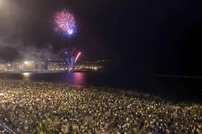 La Noche de San Juan en la playa de Las Canteras