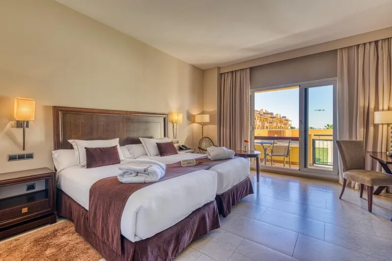 Ahorra dinero en tus vacaciones en Canarias con estos hostales baratos