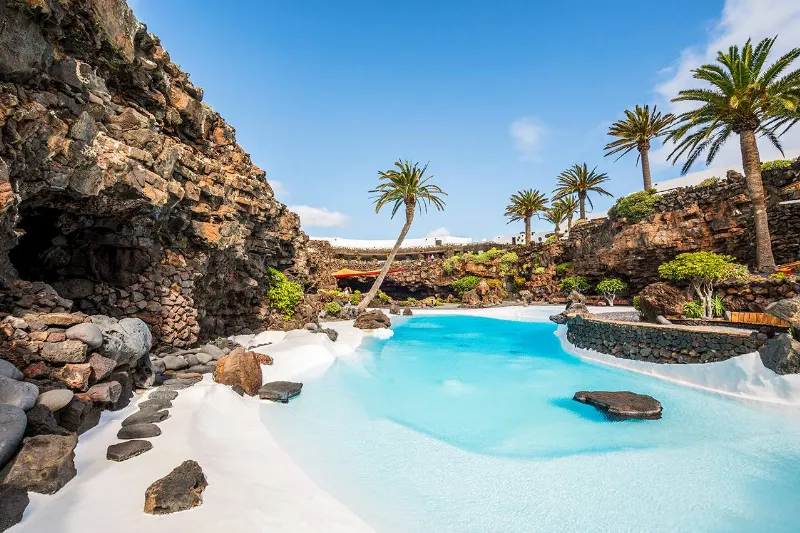 Recorre la impresionante obra arquitectónica de César Manrique en Lanzarote